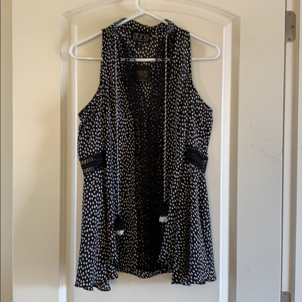 🆕 cold shoulder blouse!
